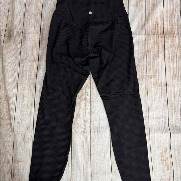 LULULEMON 3 piece Bundle!  Women's Medium - 2 leggings/1 tank - Picture 7 of 16